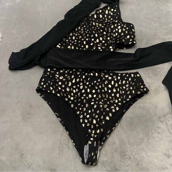 New! Beach Riot Carlie tie waist one piece swimsuit black gold 27949 - Picture 8 of 11